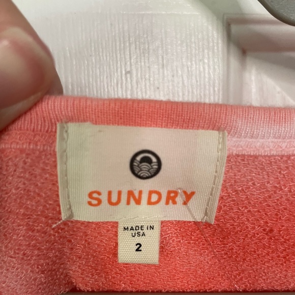 Sundry Sweatshirt Crew Neck Pullover in Pink Apricot Tie Dye Size Medium NWT - Picture 4 of 5